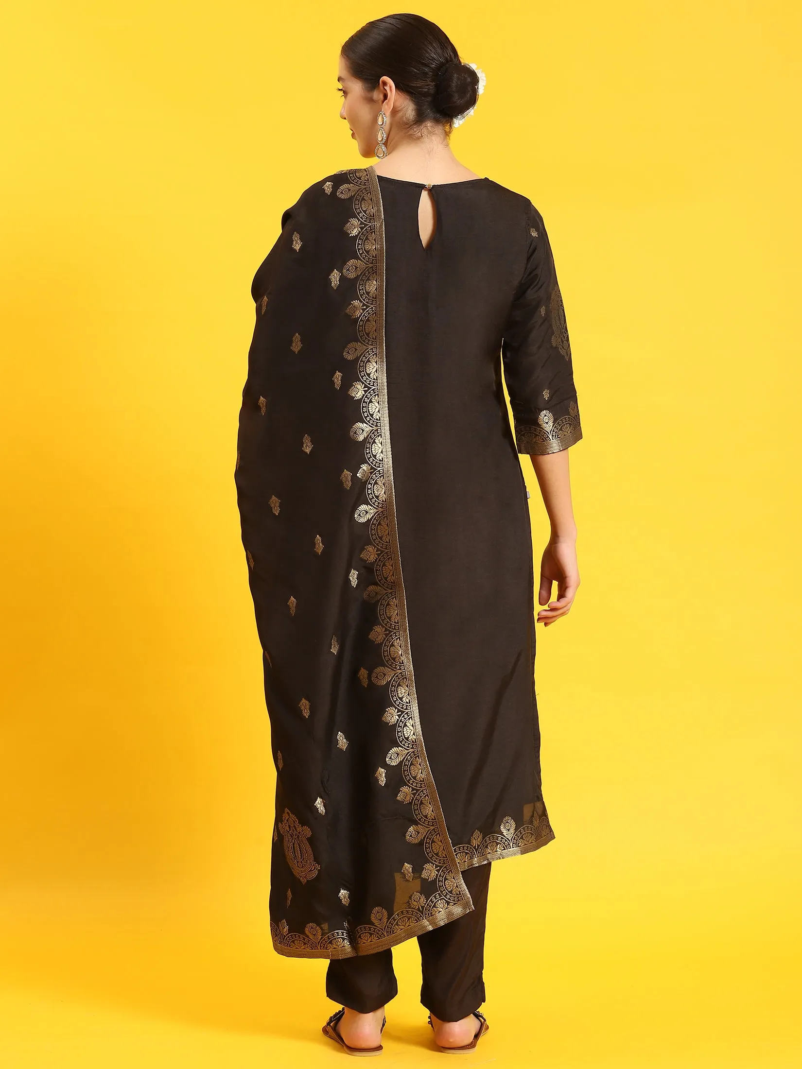 Women Black Printed Kurta Trouser Dupatta